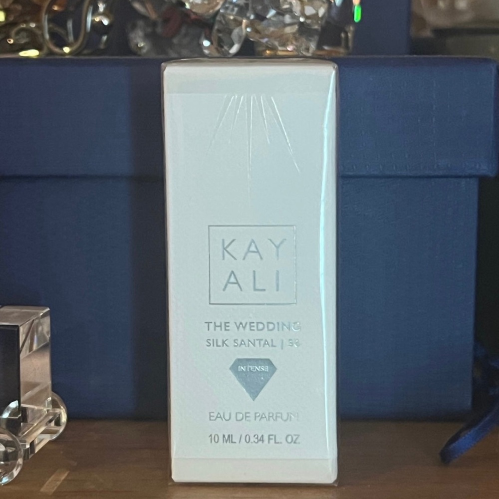 Kayali wedding silk santal